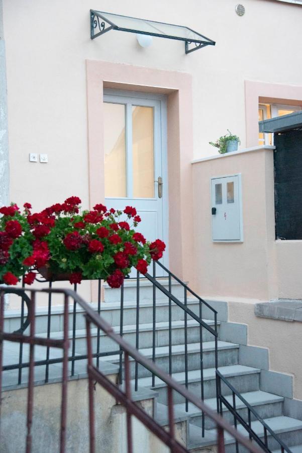 Apartments Allegra Sinj Eksteriør billede